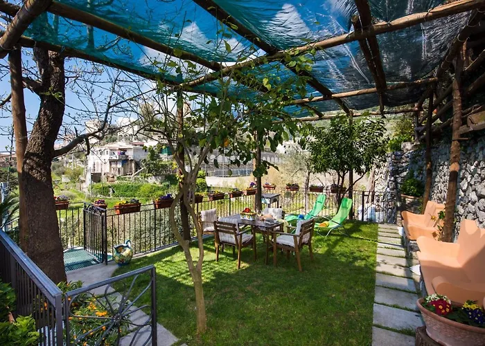 Laura Amazing Breakfast,private Outdoor Hot Tub, Experience ポジターノ