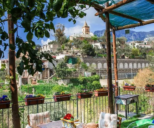 Laura Amazing Breakfast,private Outdoor Hot Tub, Experience ポジターノ